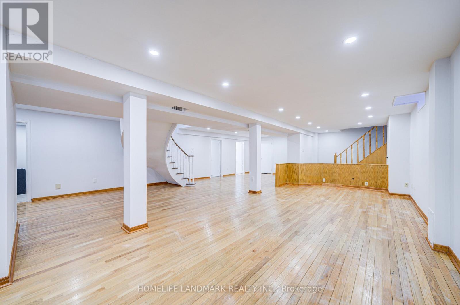 161 Valleymede Drive, Richmond Hill, Ontario  L4B 1X5 - Photo 37 - N12814120