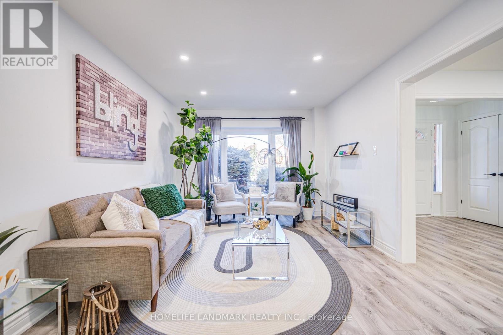 161 Valleymede Drive, Richmond Hill, Ontario  L4B 1X5 - Photo 8 - N12814120