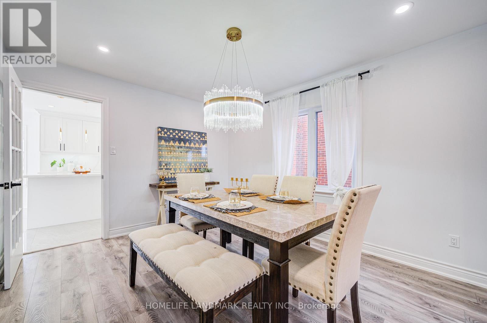 161 Valleymede Drive, Richmond Hill, Ontario  L4B 1X5 - Photo 9 - N12814120