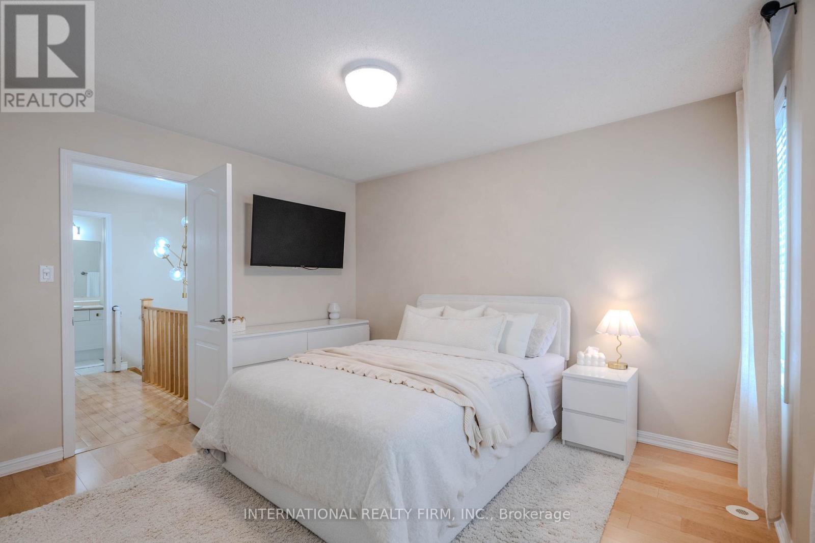 947 Deverell Place, Milton, Ontario  L9T 0M3 - Photo 17 - W12814116