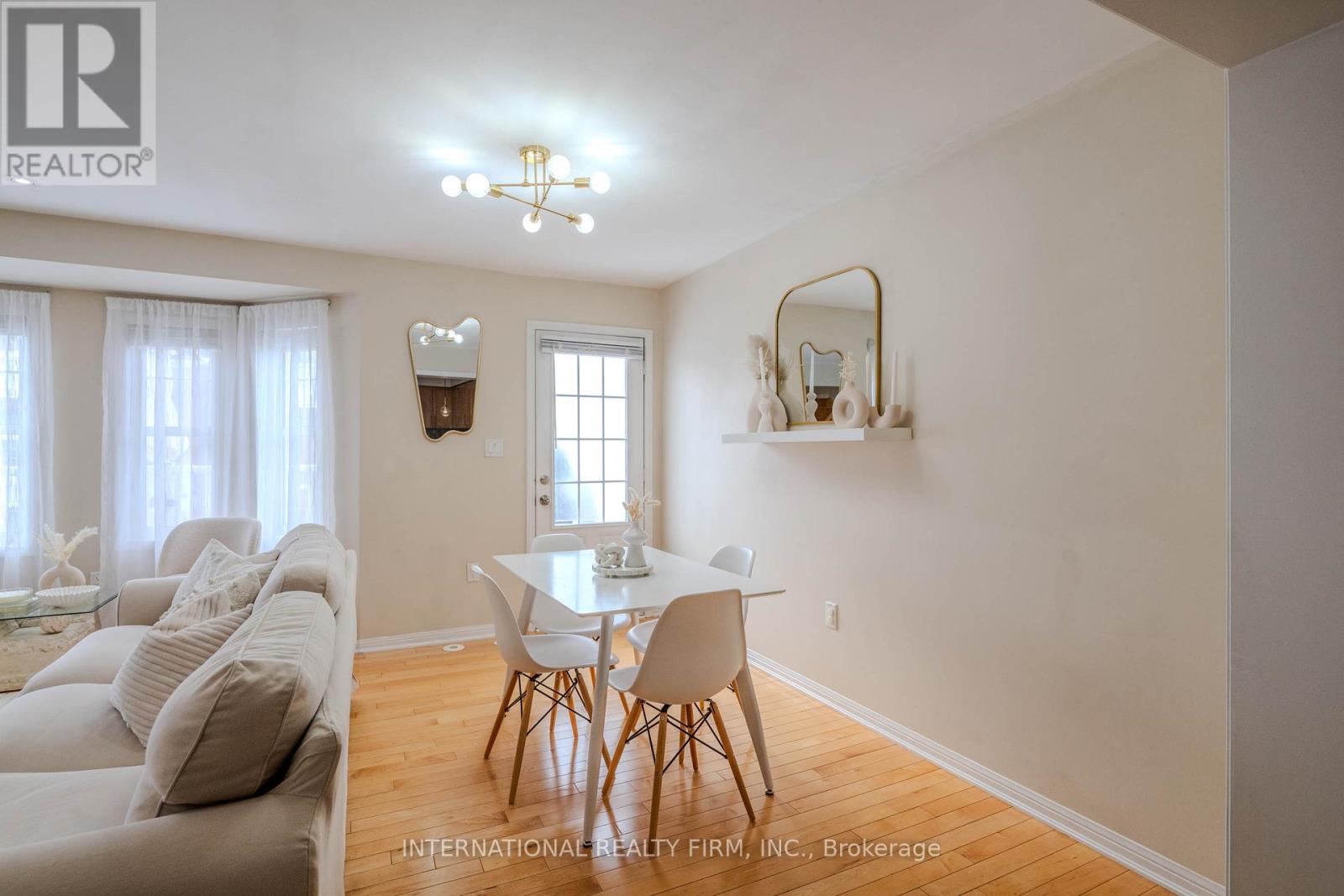 947 Deverell Place, Milton, Ontario  L9T 0M3 - Photo 7 - W12814116