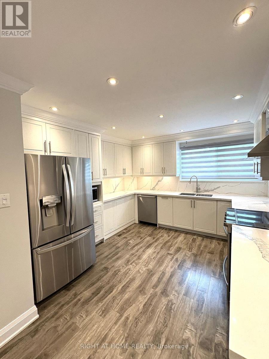 5473 Schueller Crescent, Burlington, Ontario  L7L 3T1 - Photo 6 - W12814126