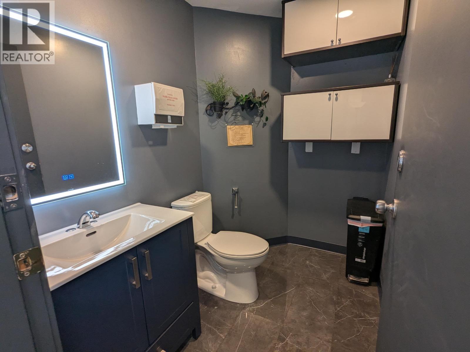 3173 Main Street, Vancouver, British Columbia  V5T 3G8 - Photo 5 - C8075275