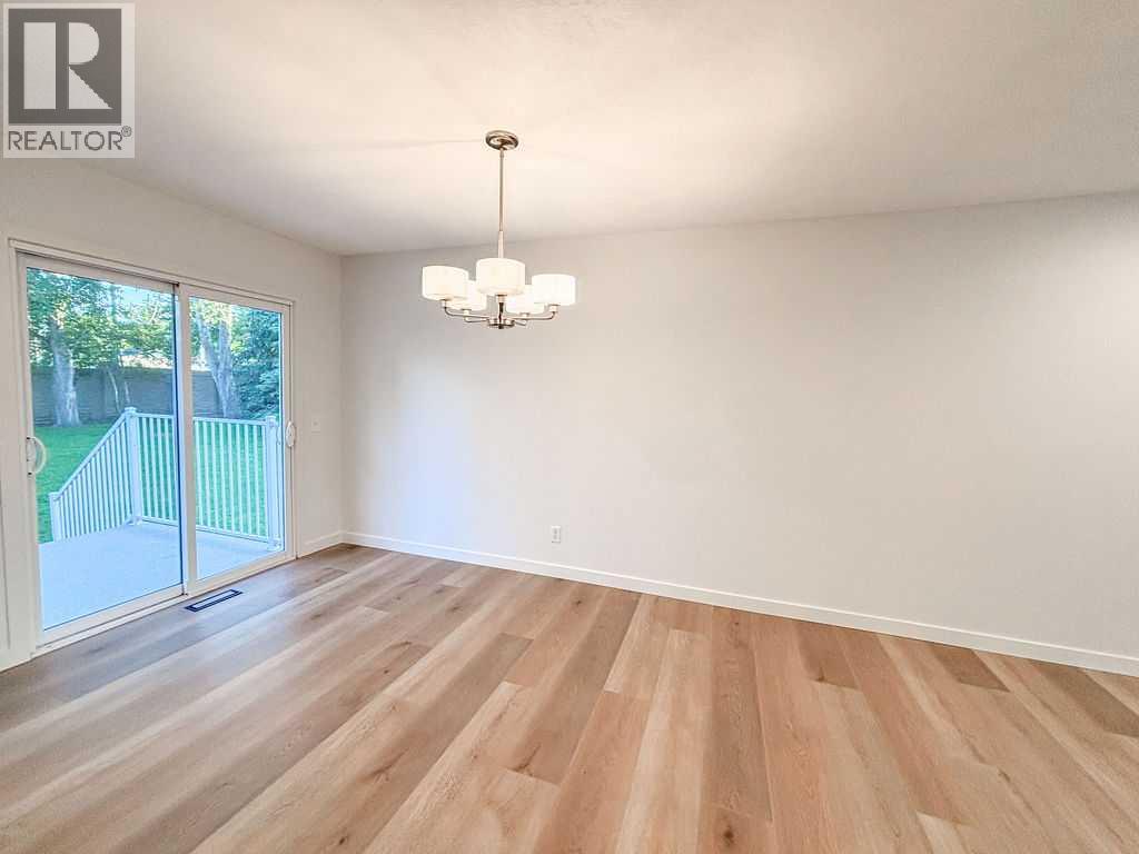 12 Oakbury Place Sw, Calgary, Alberta  T2V 4A2 - Photo 8 - A2287402