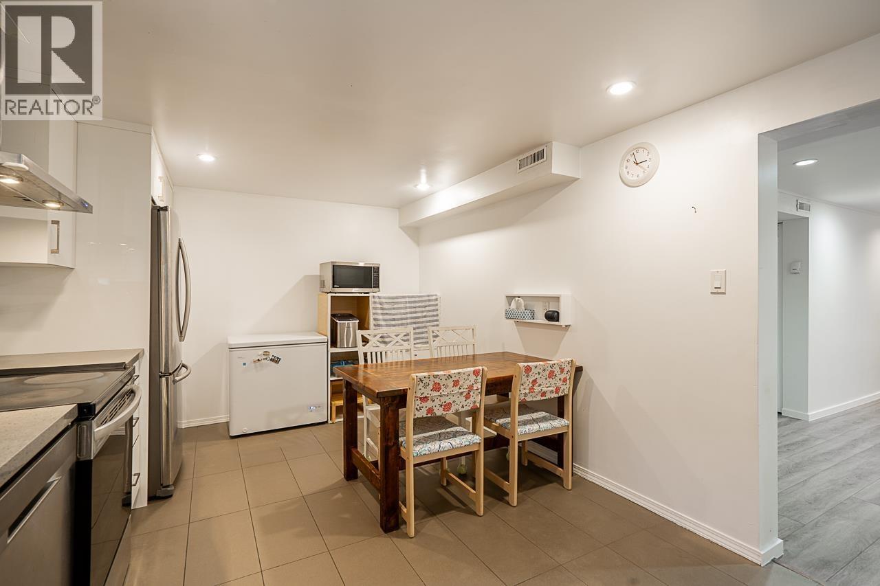 2057 Lorraine Avenue, Coquitlam, British Columbia  V3K 2M7 - Photo 28 - R3092863