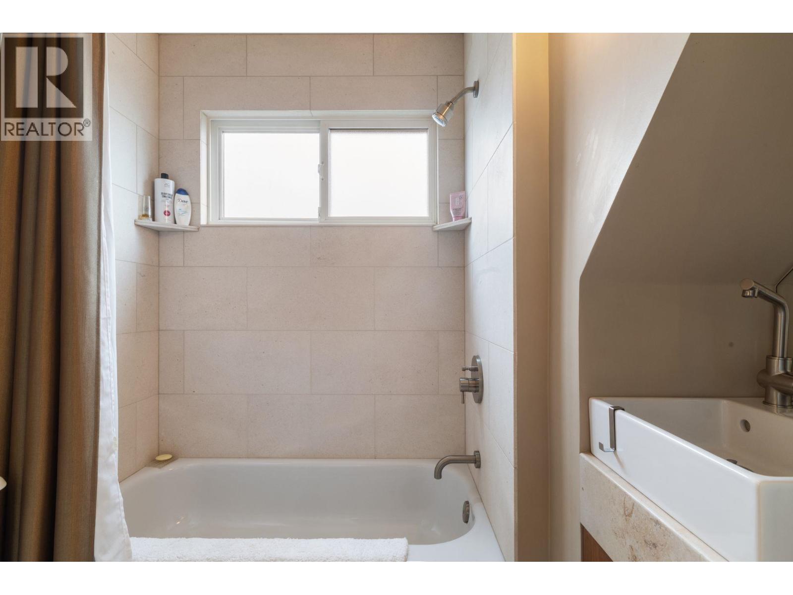 1730 Kitchener Street, Vancouver, British Columbia  V5L 2W3 - Photo 30 - R3092789