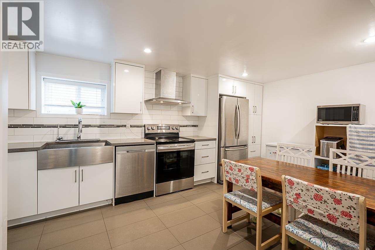 2057 Lorraine Avenue, Coquitlam, British Columbia  V3K 2M7 - Photo 18 - R3092863