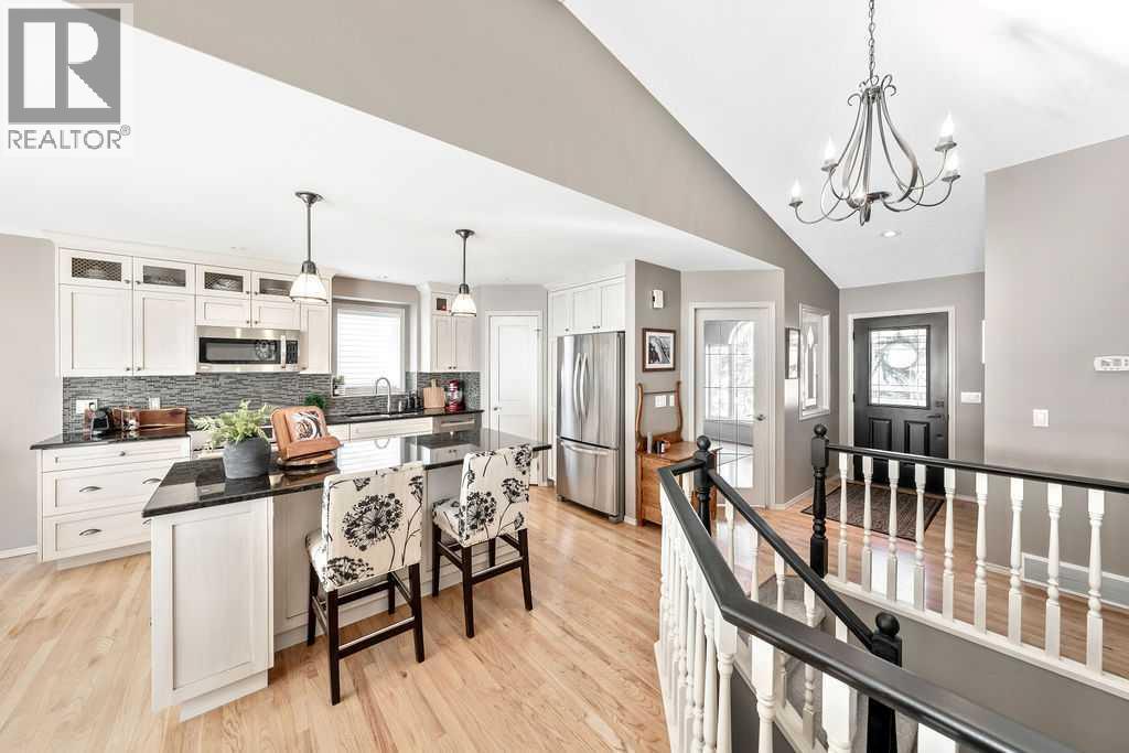 10 Bow Point, Cochrane, Alberta  T4C 1M8 - Photo 20 - A2287528