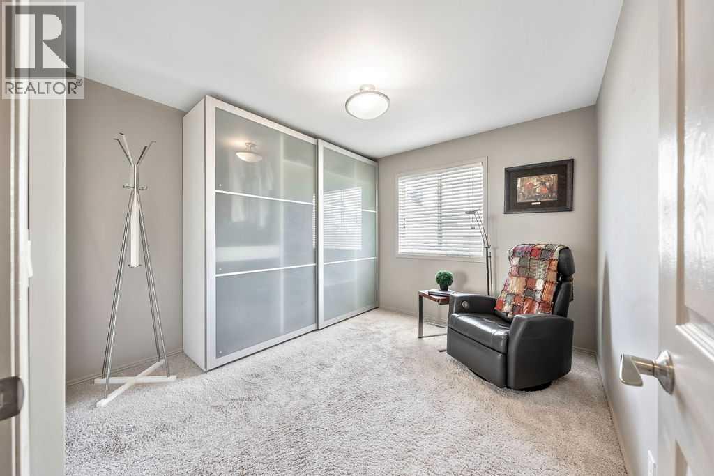 10 Bow Point, Cochrane, Alberta  T4C 1M8 - Photo 28 - A2287528