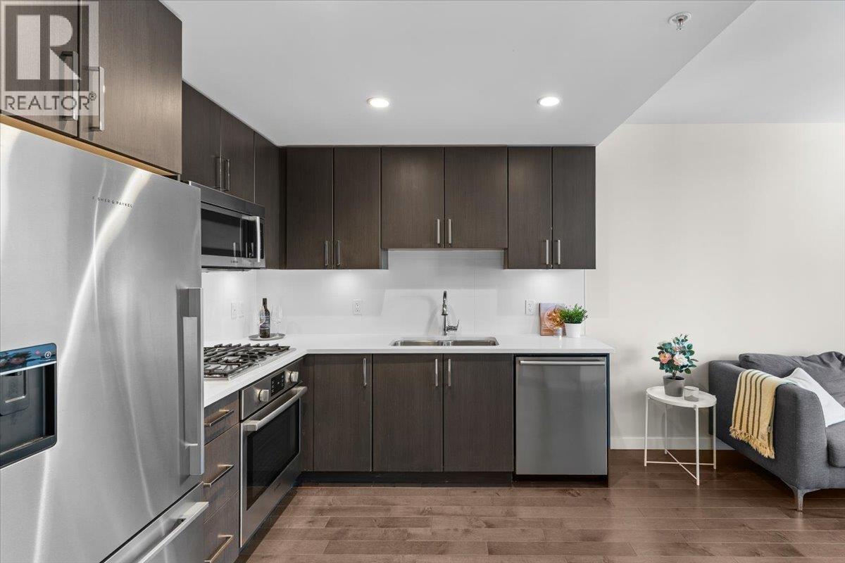 805 1708 Ontario Street, Vancouver, British Columbia  V5T 0J7 - Photo 4 - R3089560