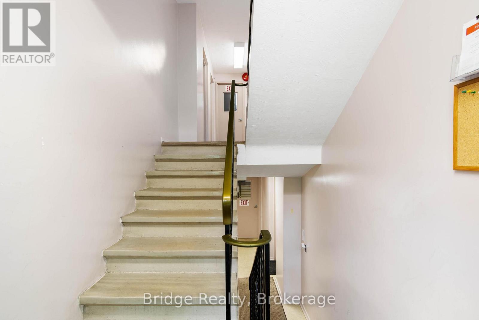 256 Oxford Street, Ingersoll, Ontario  N5C 2W1 - Photo 9 - X12814138