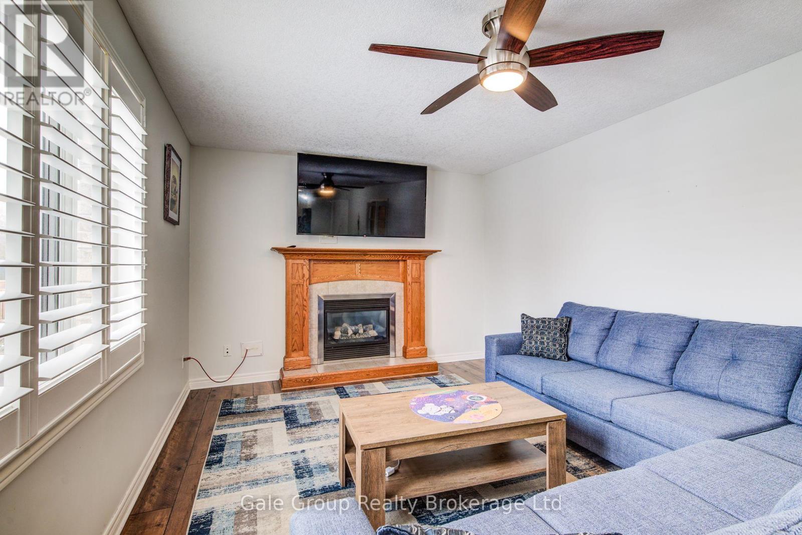 127 Falcon Drive, Woodstock, Ontario  N4T 1V5 - Photo 10 - X12814164