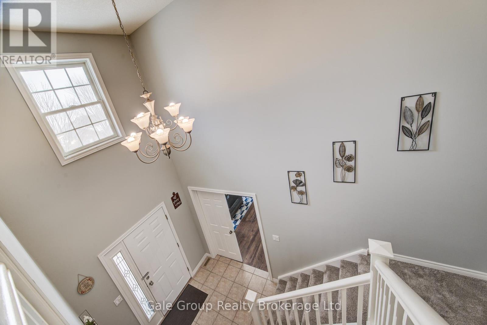 127 Falcon Drive, Woodstock, Ontario  N4T 1V5 - Photo 14 - X12814164