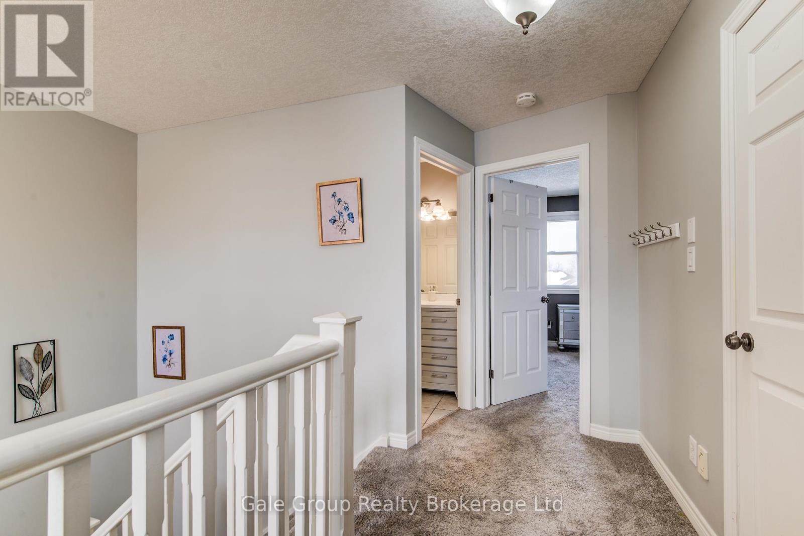 127 Falcon Drive, Woodstock, Ontario  N4T 1V5 - Photo 18 - X12814164