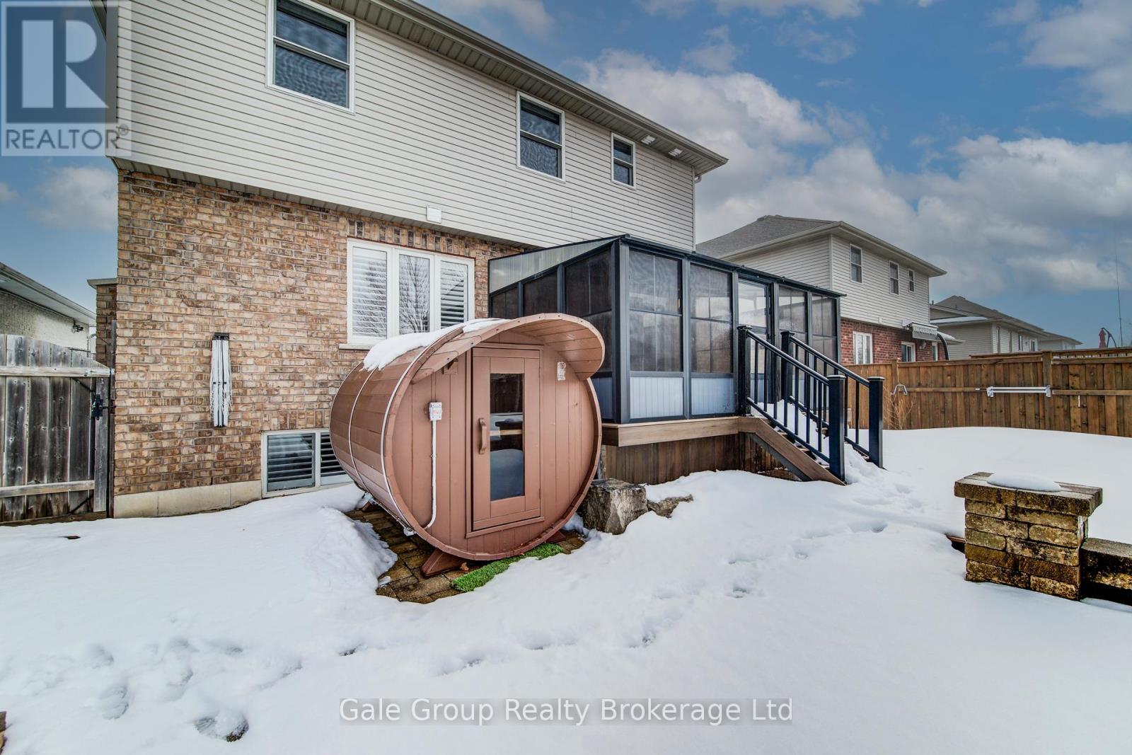 127 Falcon Drive, Woodstock, Ontario  N4T 1V5 - Photo 30 - X12814164