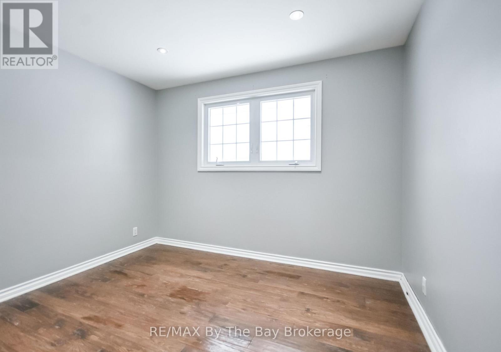 111 Balm Beach Road E, Tiny, Ontario  L0L 2J0 - Photo 30 - S12814180