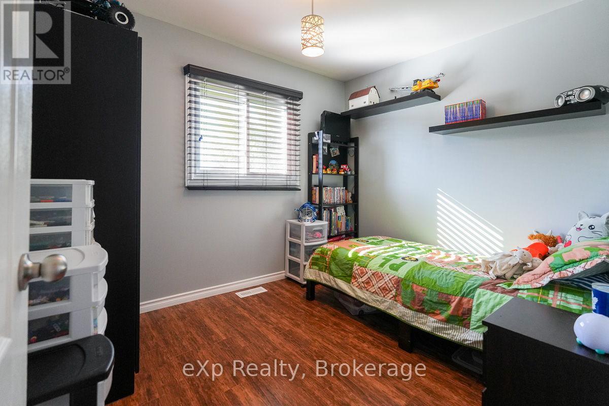 179422 Grey Road 17, Georgian Bluffs, Ontario  N0H 2T0 - Photo 13 - X12814170