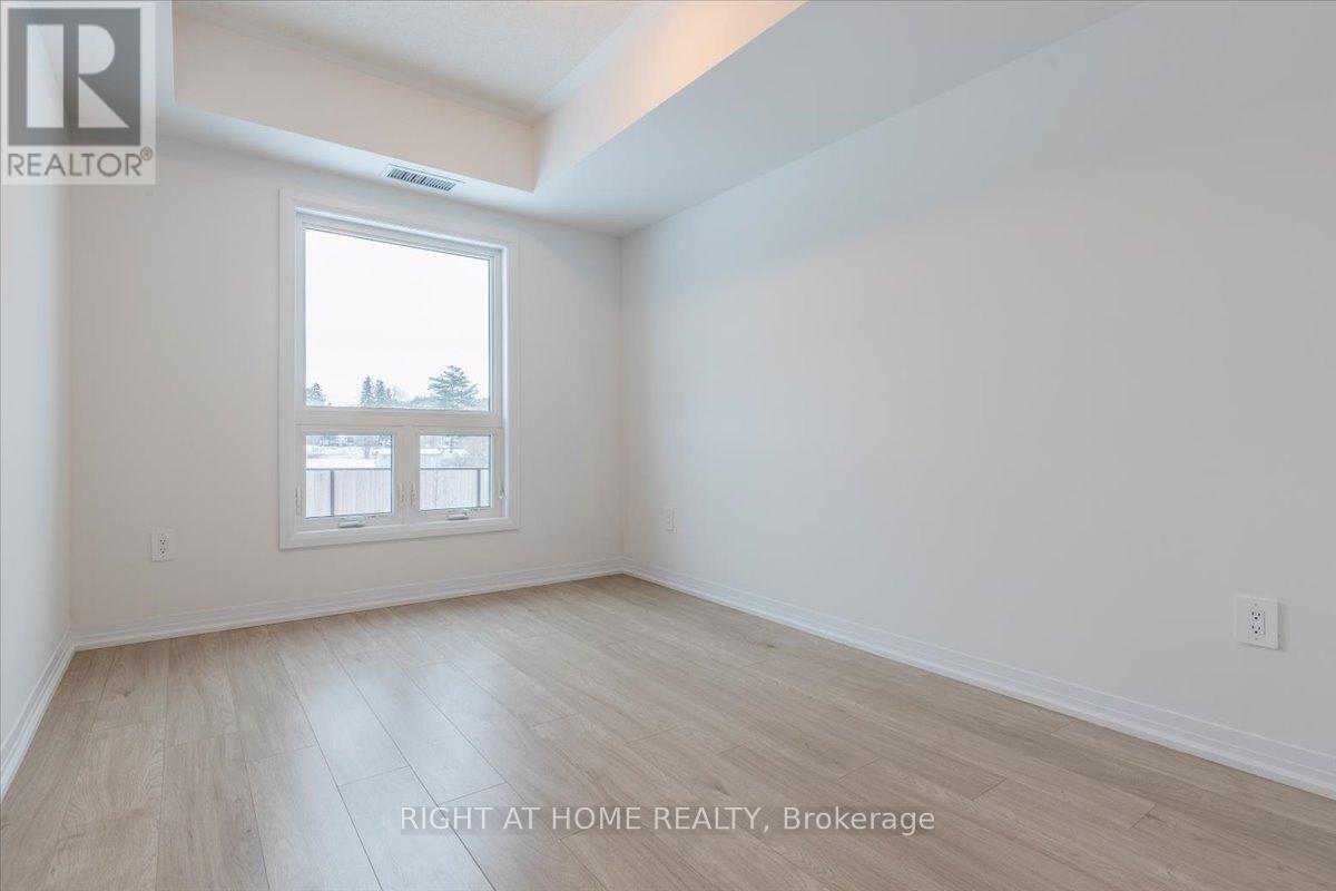 302 - 15 Kneeshaw Drive S, Barrie, Ontario  L9J 0X9 - Photo 15 - S12552128