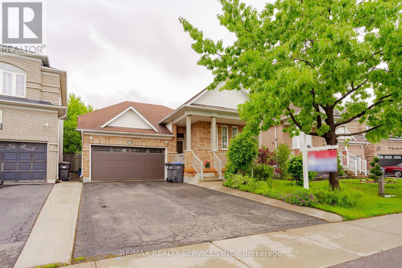 195 VAN SCOTT DRIVE, Brampton, Ontario