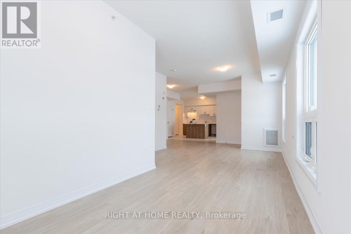 302 - 15 Kneeshaw Drive S, Barrie, Ontario  L9J 0X9 - Photo 12 - S12552128