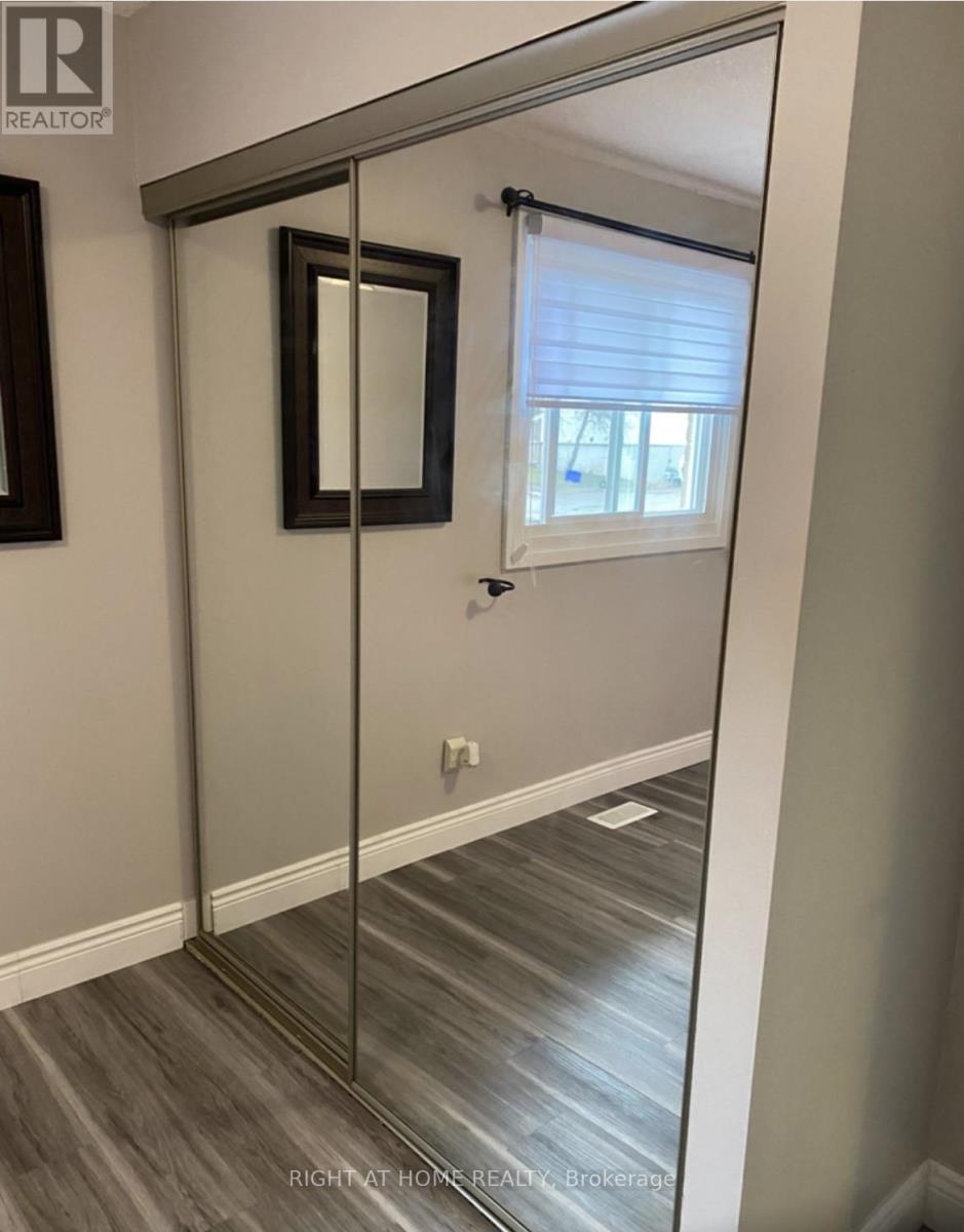 12 Homeland Court, Brampton, Ontario  L6S 1R8 - Photo 5 - W12715744