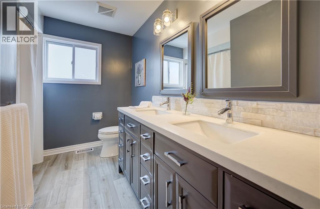 349 Bushview Crescent, Waterloo, Ontario N2V 2A6 - Photo 32 - 40803778