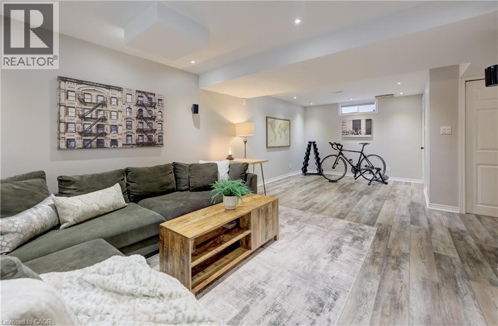 349 Bushview Crescent, Waterloo, Ontario N2V 2A6 - Photo 40 - 40803778