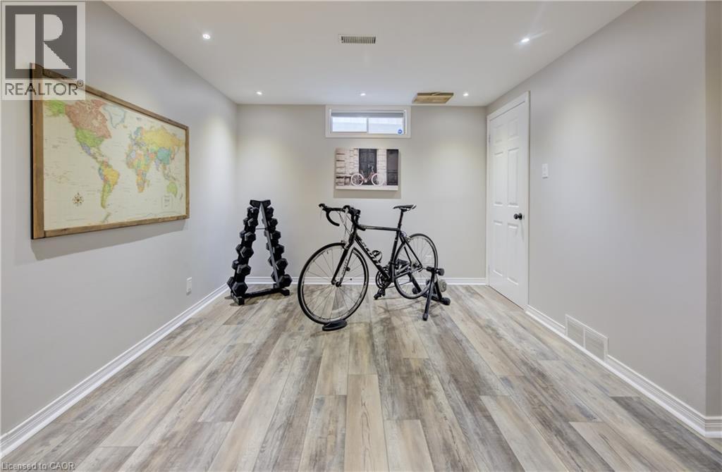 349 Bushview Crescent, Waterloo, Ontario N2V 2A6 - Photo 41 - 40803778