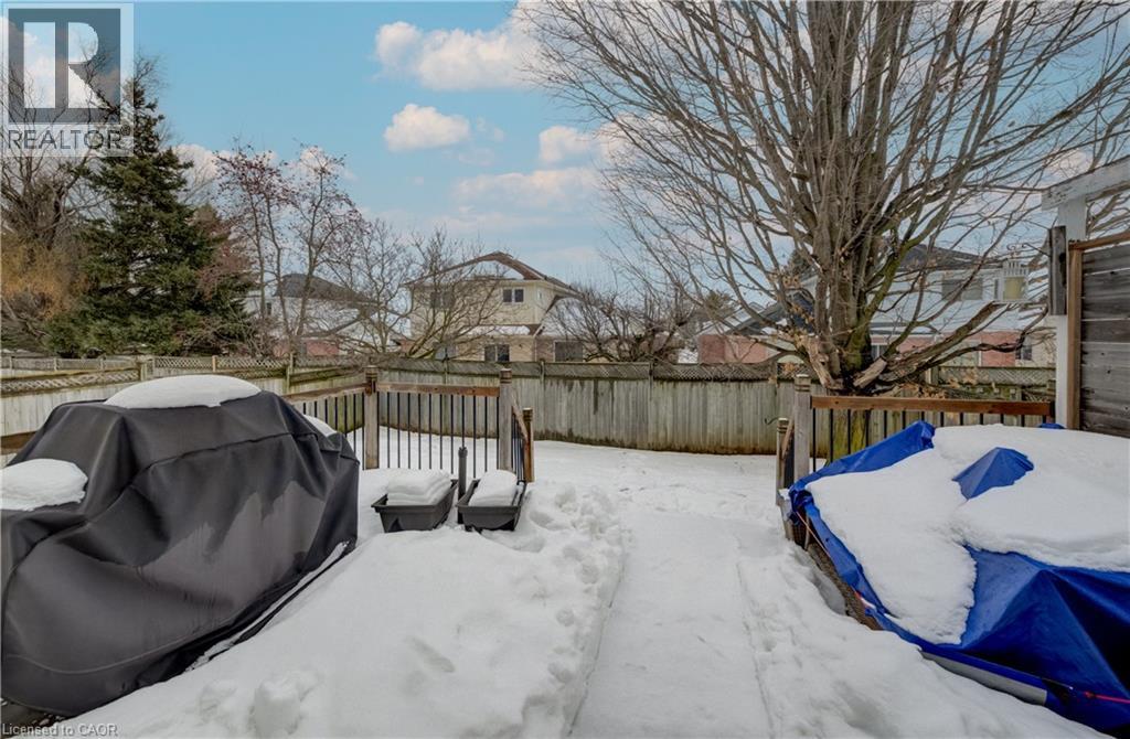 349 Bushview Crescent, Waterloo, Ontario N2V 2A6 - Photo 46 - 40803778