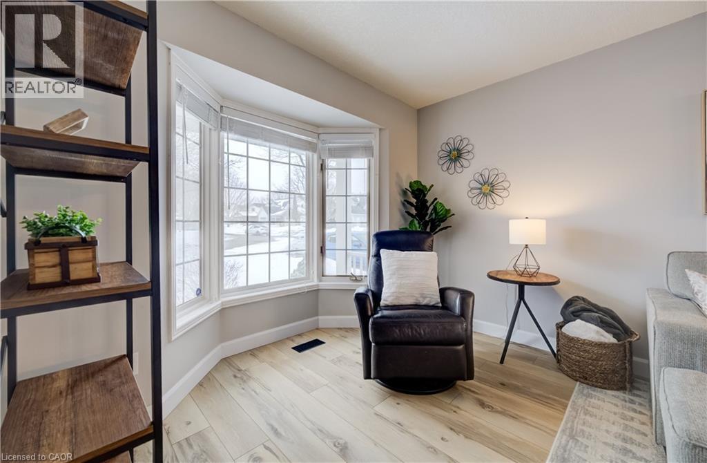 349 Bushview Crescent, Waterloo, Ontario N2V 2A6 - Photo 7 - 40803778