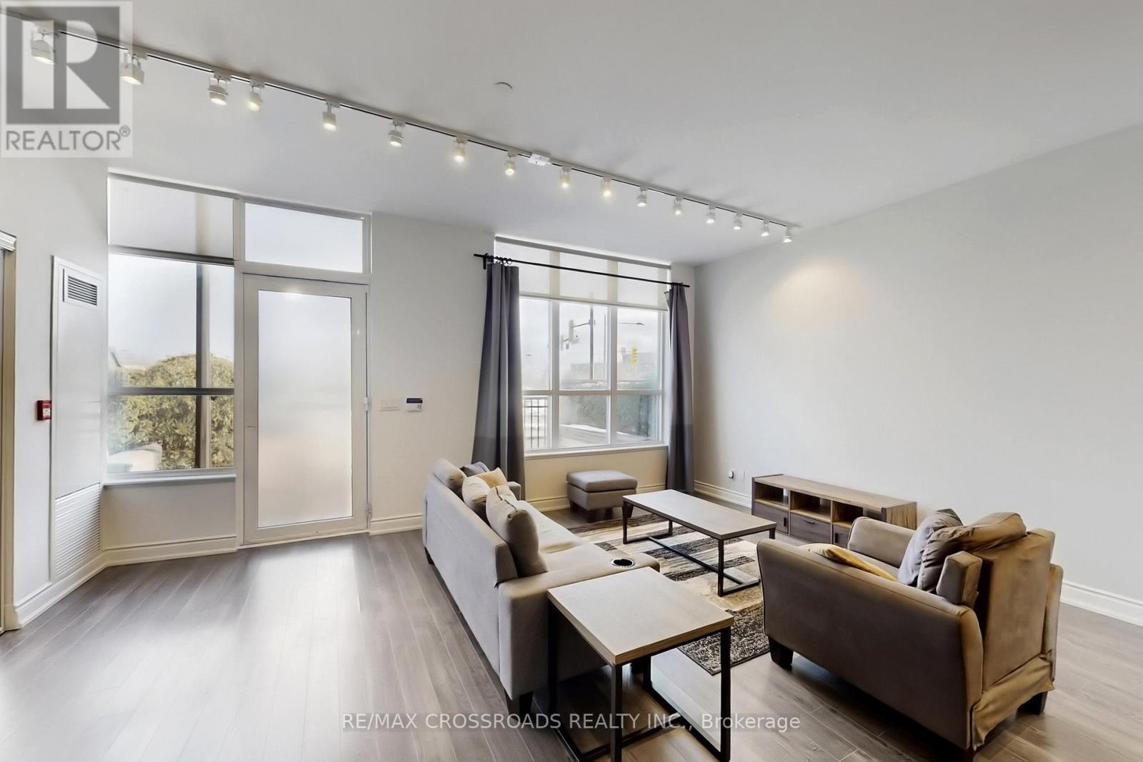 109 - 99 South Town Centre Boulevard, Markham, Ontario  L6G 0E9 - Photo 9 - N12813670