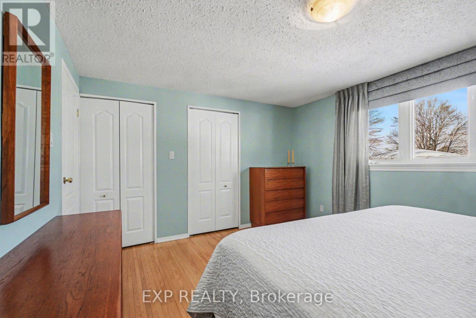 24 Woodburn Drive, Ottawa, Ontario  K1B 3A7 - Photo 18 - X12814212