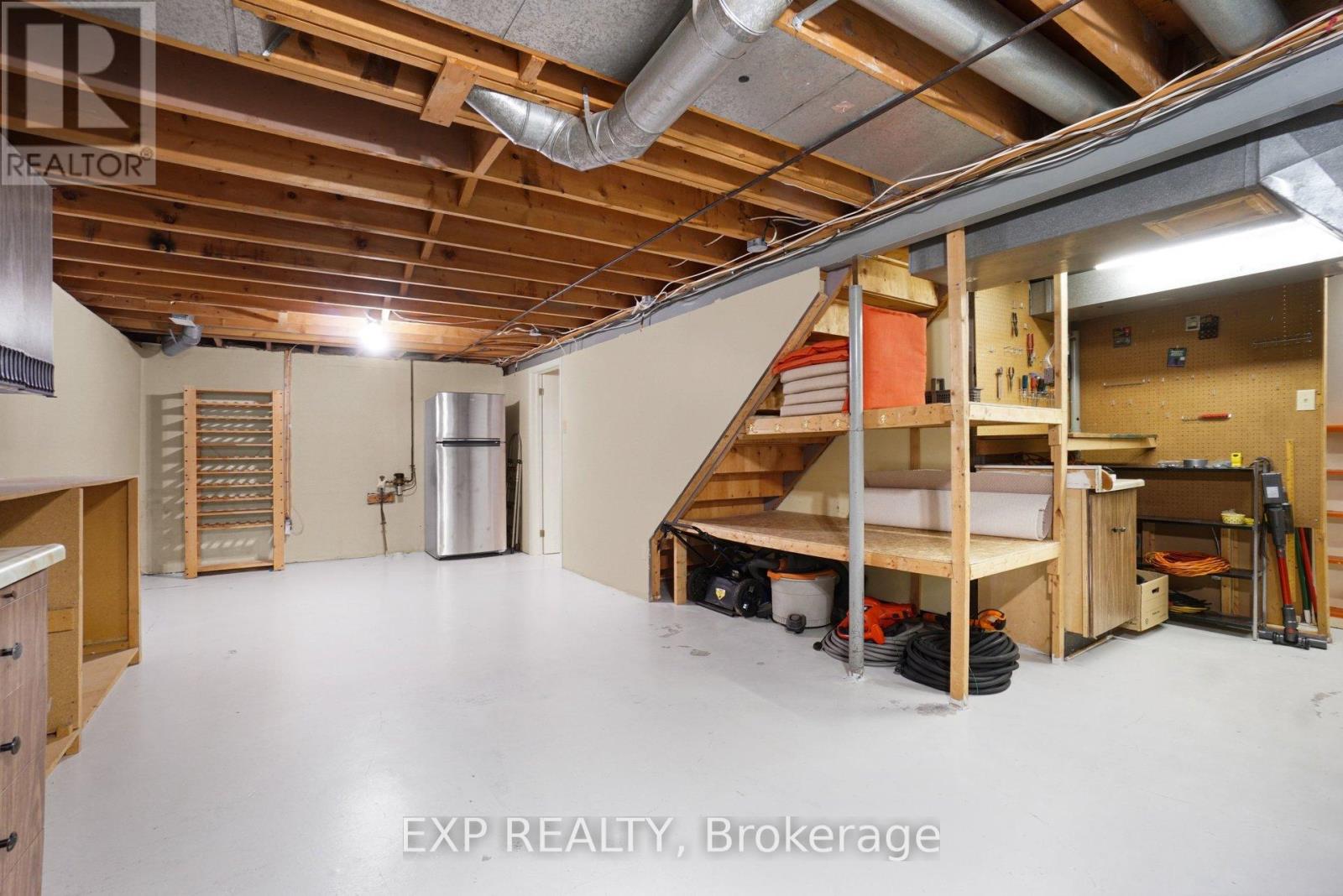 24 Woodburn Drive, Ottawa, Ontario  K1B 3A7 - Photo 33 - X12814212