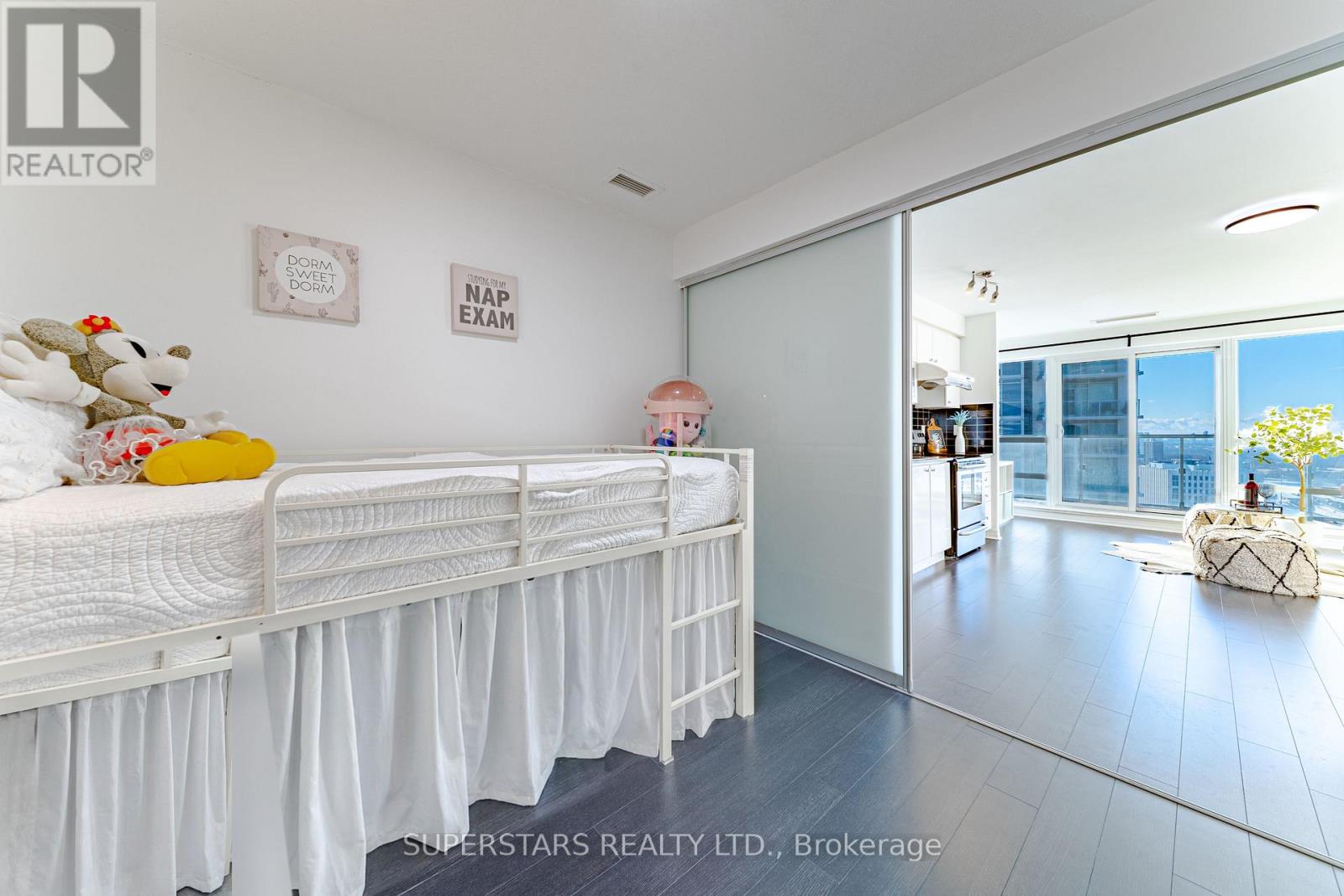 2211 - 2015 Sheppard Avenue E, Toronto, Ontario  M2J 0B3 - Photo 13 - C12814142