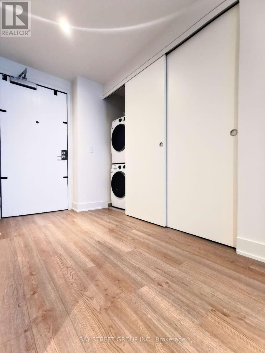 3907 - 8 Cumberland Street, Toronto, Ontario  M4W 0B6 - Photo 4 - C12814154