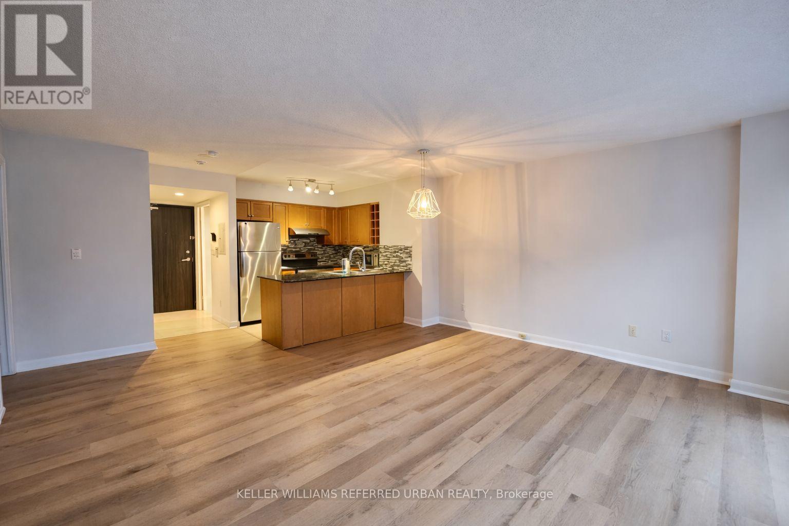 2213 - 210 Victoria Street, Toronto, Ontario  M5B 2R3 - Photo 4 - C12814162