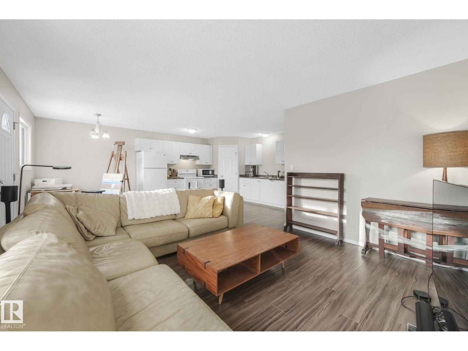 15902 100 Av Nw, Edmonton, Alberta  T5P 0L2 - Photo 7 - E4474146