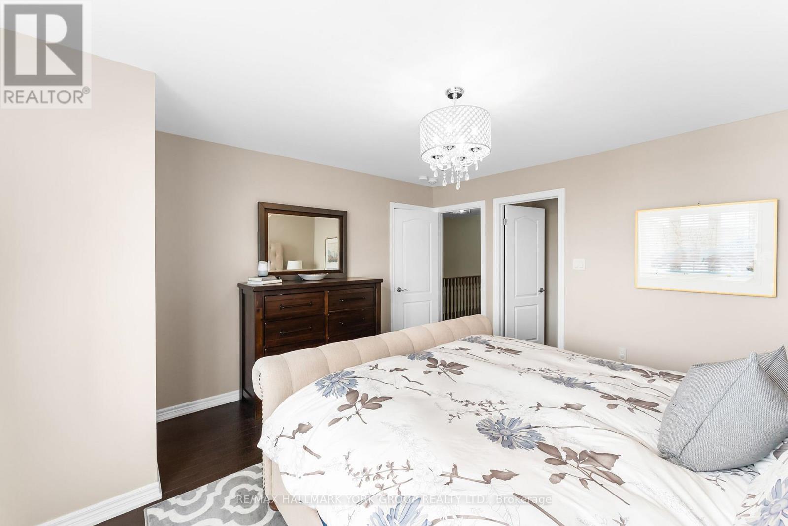 13 Charmuse Lane, East Gwillimbury, Ontario  L9N 1K9 - Photo 15 - N12814188