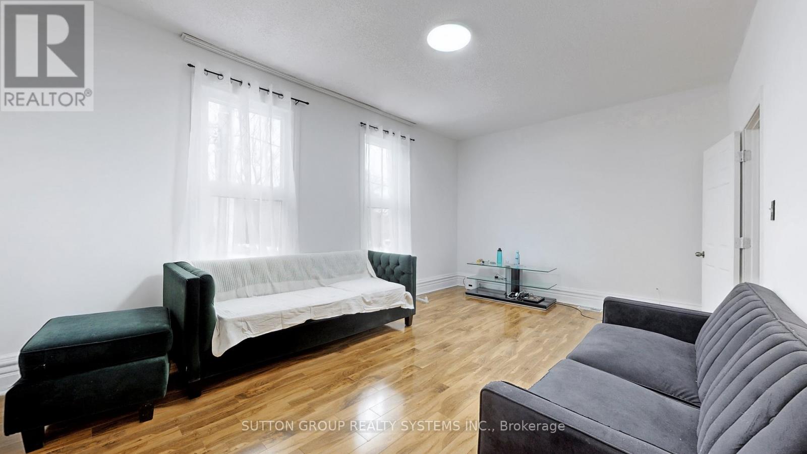 337 Perth Avenue, Toronto, Ontario  M6P 3X9 - Photo 2 - W12814166