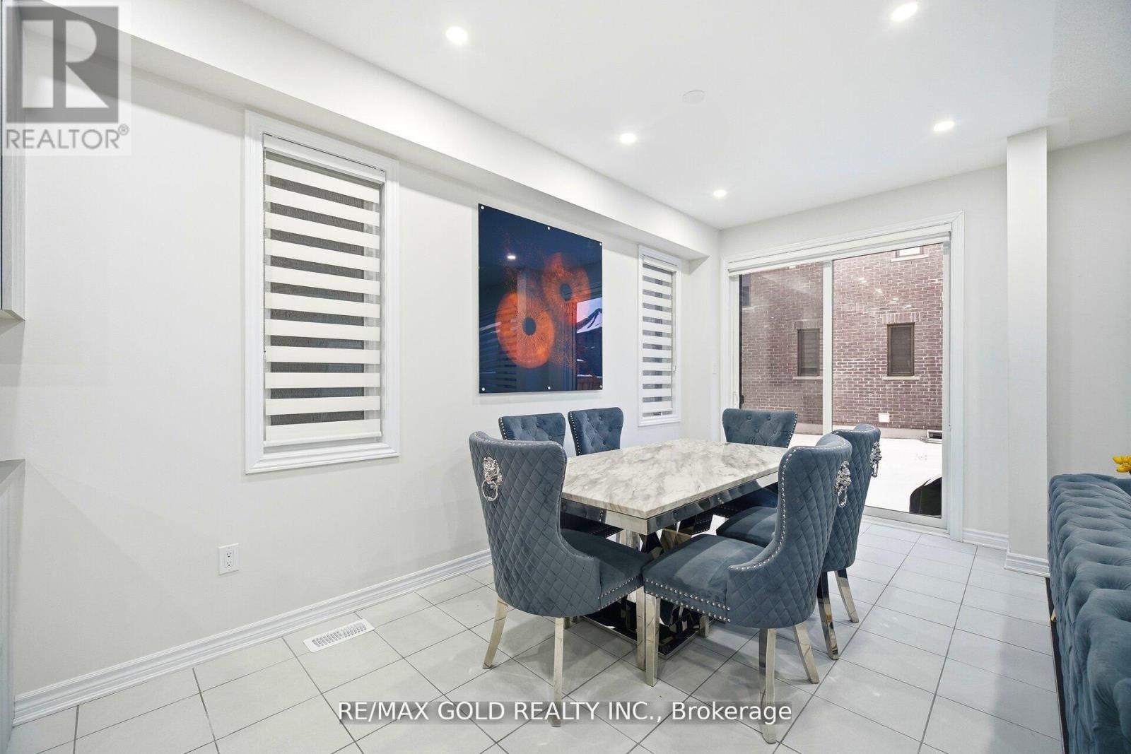 15 Spinland Street, Caledon, Ontario  L7C 4K4 - Photo 17 - W12814168