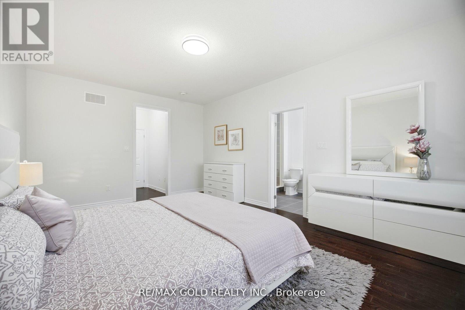 15 Spinland Street, Caledon, Ontario  L7C 4K4 - Photo 28 - W12814168