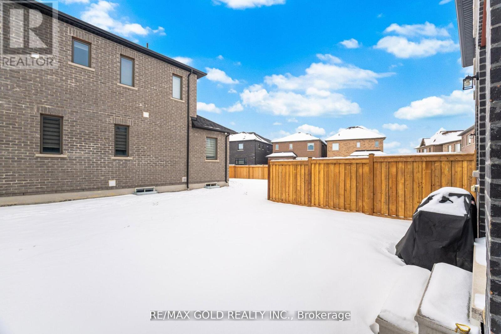 15 Spinland Street, Caledon, Ontario  L7C 4K4 - Photo 41 - W12814168