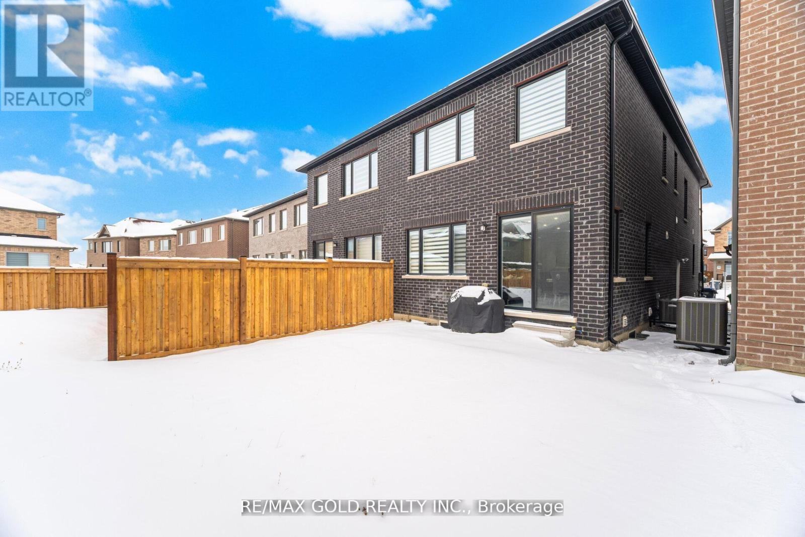 15 Spinland Street, Caledon, Ontario  L7C 4K4 - Photo 42 - W12814168