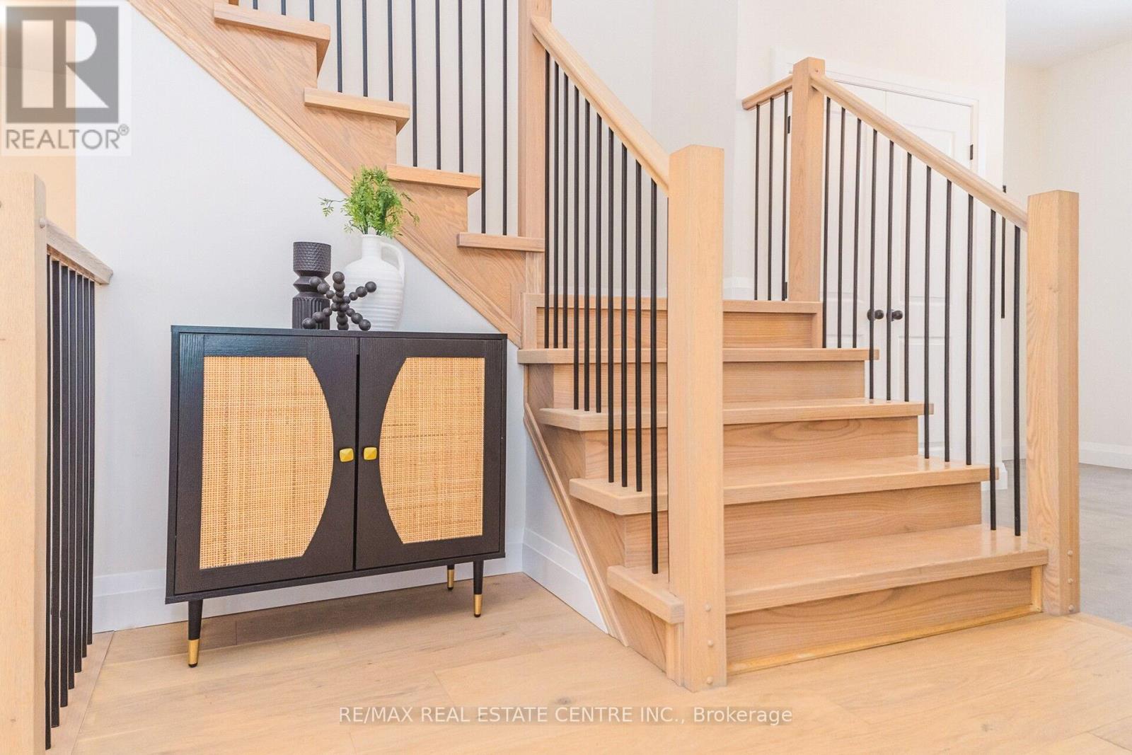 223 Otterbein Road, Kitchener, Ontario  N2B 0A8 - Photo 16 - X12814158