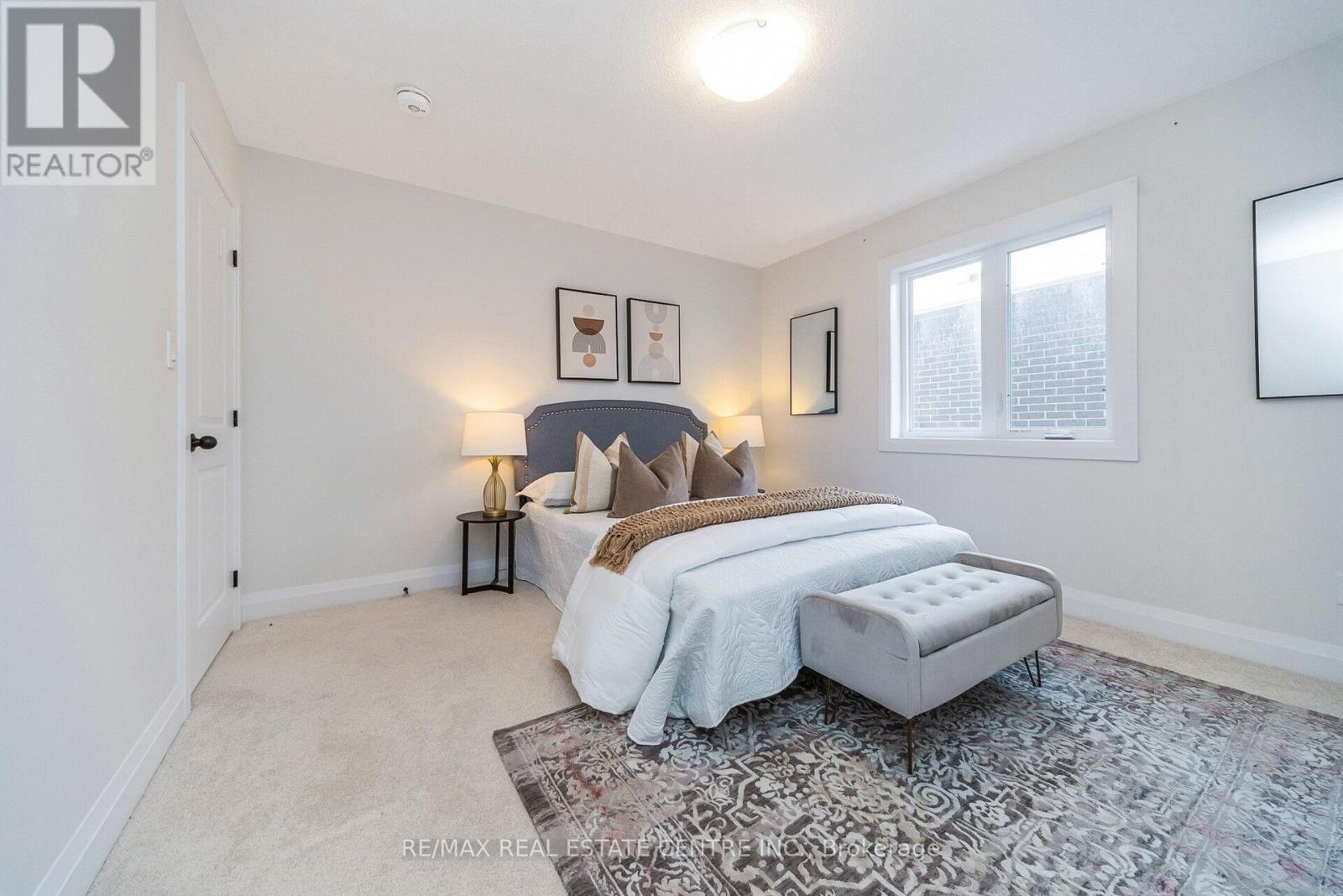 223 Otterbein Road, Kitchener, Ontario  N2B 0A8 - Photo 26 - X12814158