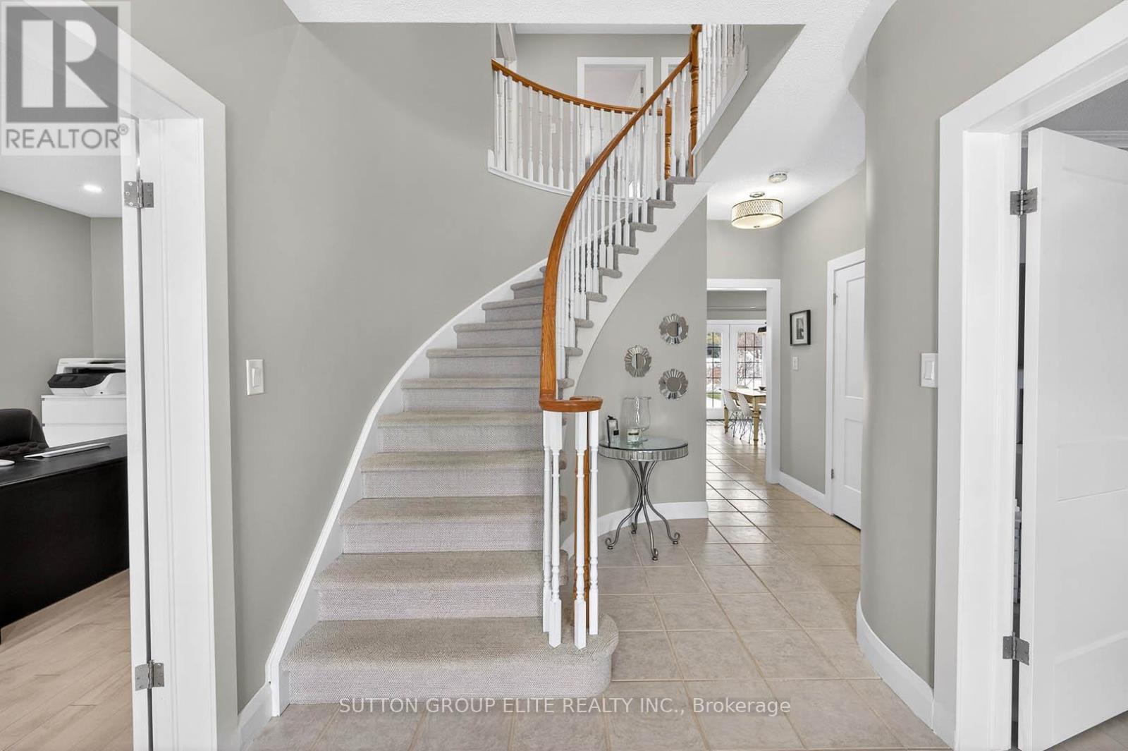 11 Elderberry Lane, Hamilton, Ontario  L0R 1H2 - Photo 2 - X12814206