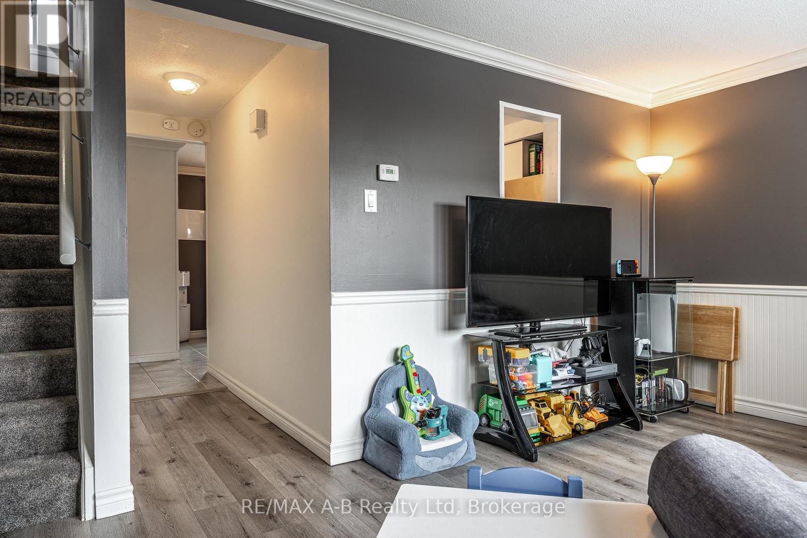 24 - 91 Avonwood Drive, Stratford, Ontario  N4Z 1B2 - Photo 17 - X12814262