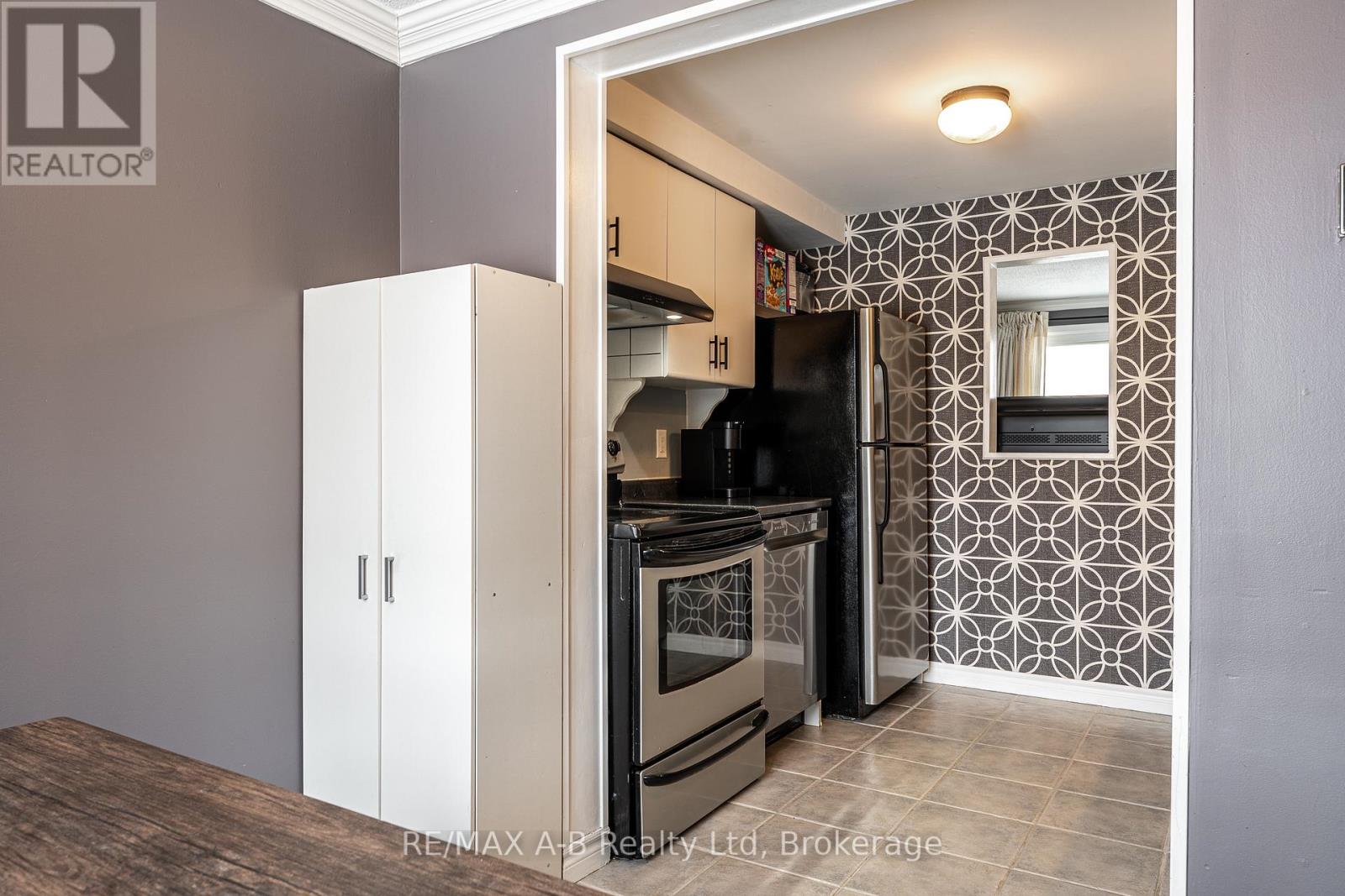 24 - 91 Avonwood Drive, Stratford, Ontario  N4Z 1B2 - Photo 7 - X12814262