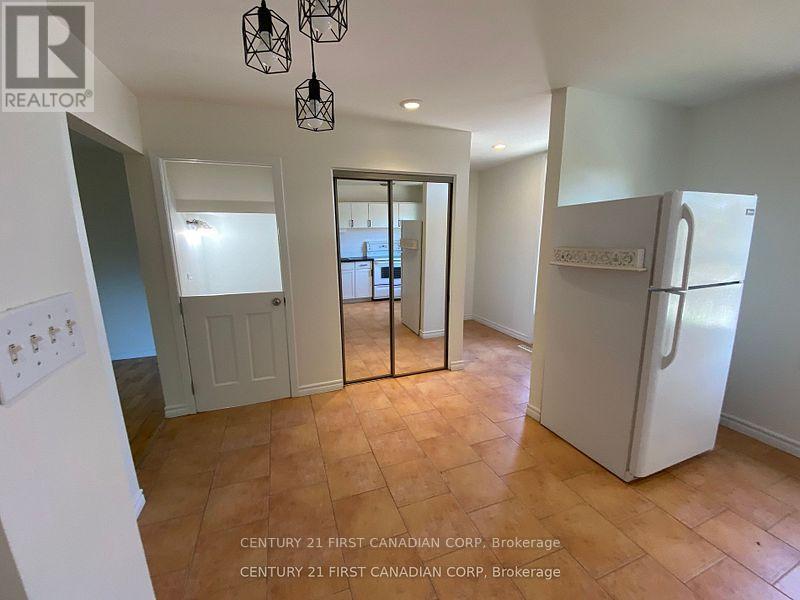 1401 Wonderland Road N, London North, Ontario  N6G 2C2 - Photo 16 - X12814234