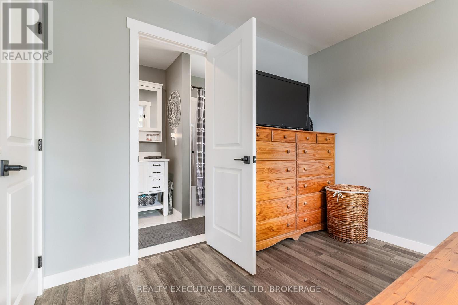 363 Emerick Avenue, Fort Erie, Ontario  L2A 2W8 - Photo 21 - X12814248